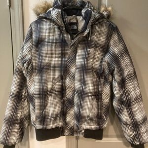 Women’s North Face Jacket (Medium)